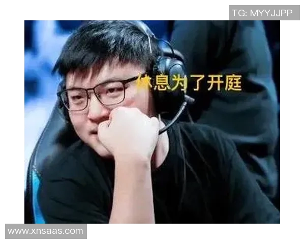 CSGO评论RNG快攻策略在S15LOL中的成败分析与启示